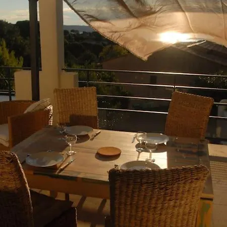 Seaview Holiday home *